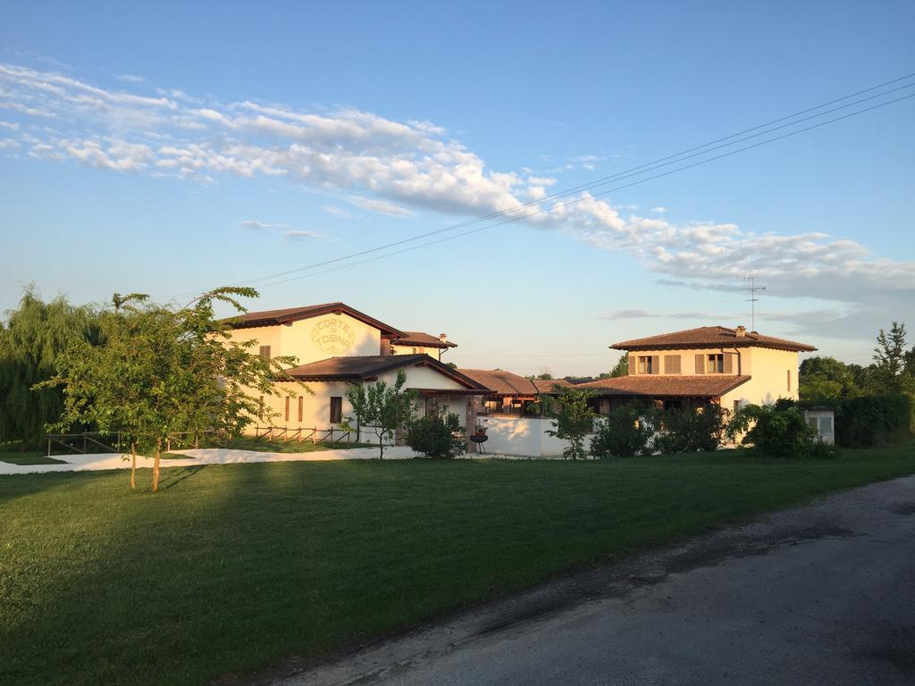 Corte Di Tosina Monzambano Buitenkant foto