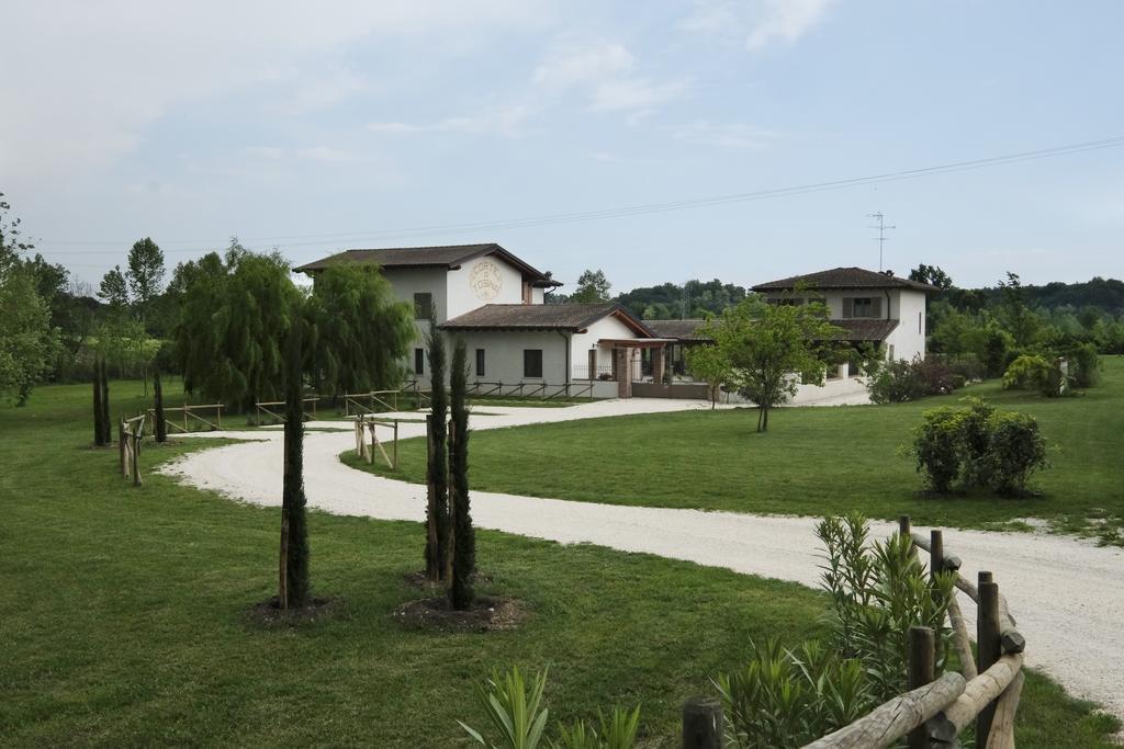 Corte Di Tosina Monzambano Buitenkant foto